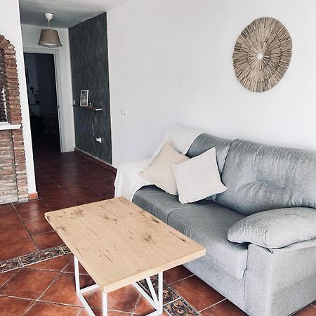 Апартаменты Apartamento Pueblo Evita Бенальмадена Экстерьер фото